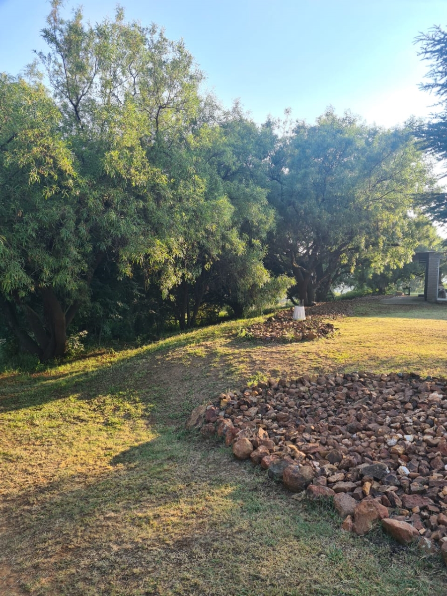 4 Bedroom Property for Sale in Deneysville Free State